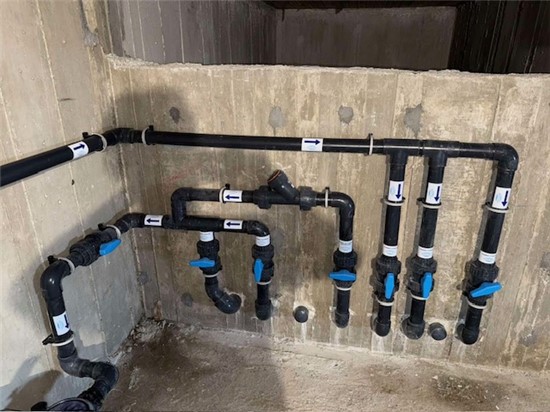 ΠΙΣΙΝΑ ΜΠΕΤΟΝ ΜΕ ΥΠΕΡΧΕΙΛΗΣΗ ΣΤΗΝ ΤΗΝΟ - ΕΡΓΟ 66 6