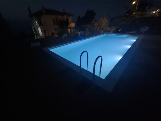 ΠΙΣΙΝΑ ΠΡΟΚΑΤ ΜΕ ΣΚΙΜΜΕΡ ΣΤΟ ΜΕΛΙΣΣΙ ΚΟΡΙΝΘΙΑΣ ΕΡΓΟ 84 4