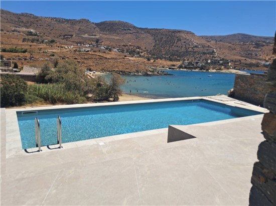 ΠΙΣΙΝΑ ΠΡΟΚΑΤ ΜΕ ΣΚΙΜΜΕΡ ΣΤΟΝ ΚΟΥΝΔΟΥΡΟ - ΤΖΙΑ - ΕΡΓΟ 85 6