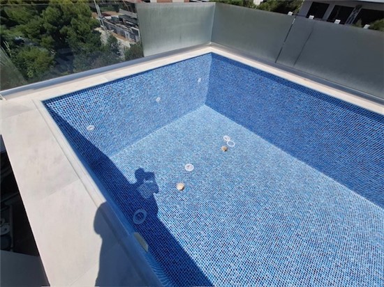 Πισίνα μπετόν με σκίμμερ και Liner Ψηφίδα  6