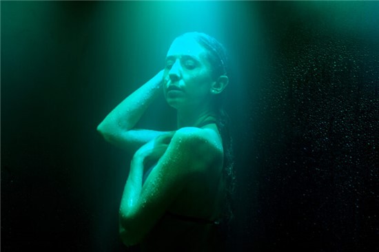 Γνωρίστε το τροπικό ντους ABLUTIO 12