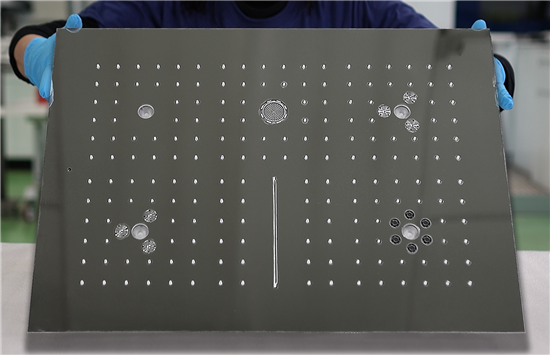 Γνωρίστε το τροπικό ντους ABLUTIO 6