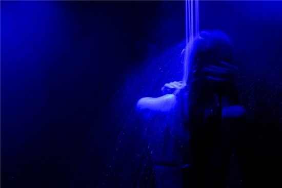 Γνωρίστε το τροπικό ντους ABLUTIO 14