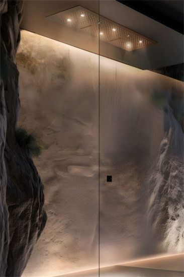 Public Spa, Instinct Σύστημα ντους