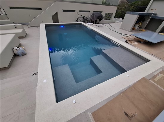 ΠΙΣΙΝΑ ΠΡΟΚΑΤ ΜΕ ΣΚΙΜΜΕΡ ΚΑΙ ΥΔΡΟΜΑΣΑΖ - ΕΡΓΟ 87 3