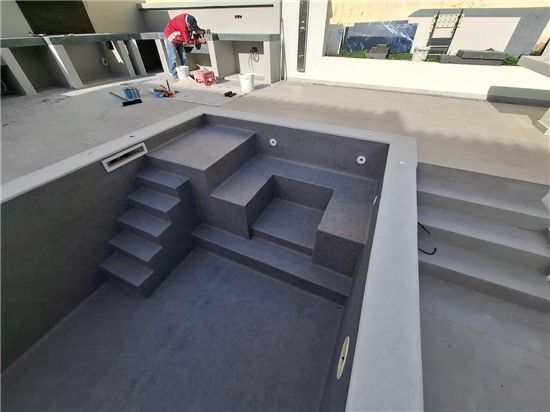 ΠΙΣΙΝΑ ΠΡΟΚΑΤ ΜΕ ΣΚΙΜΜΕΡ ΚΑΙ ΥΔΡΟΜΑΣΑΖ - ΕΡΓΟ 87 9