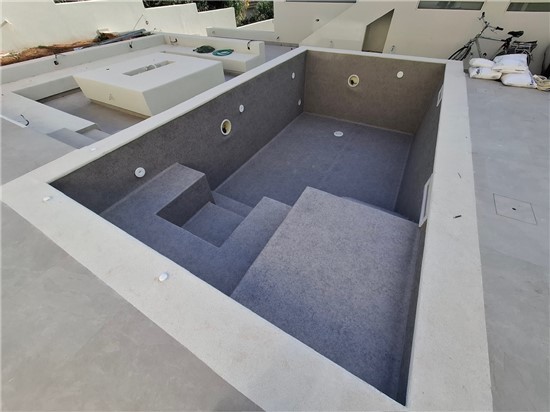 ΠΙΣΙΝΑ ΠΡΟΚΑΤ ΜΕ ΣΚΙΜΜΕΡ ΚΑΙ ΥΔΡΟΜΑΣΑΖ - ΕΡΓΟ 87 11