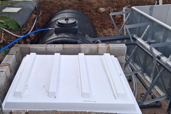 Έργα κατασκευής πισίνας προκάτ με υπερχείλιση, ΠΙΣΙΝΑ ΠΡΟΚΑΤ ΜΕ ΥΠΕΧΕΙΛΙΣΗ ΚΑΤΑΡΡΑΚΤΗ ΣΤΟ ΣΟΥΝΙΟ - ΕΡΓΟ 15