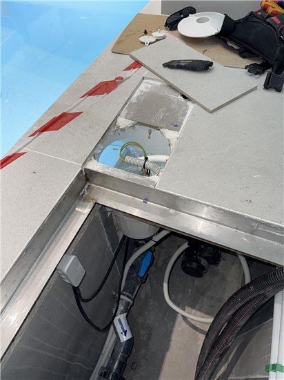 Πισίνα μπετόν με σκίμμερ και liner λευκό ανάγλυφο στη Μαλακάσα - Εργο 44 9