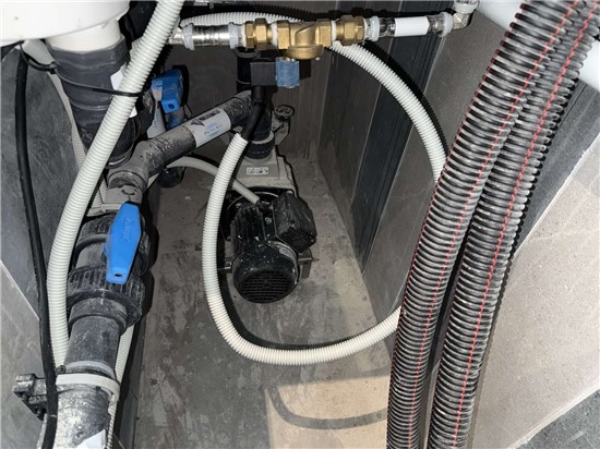 Πισίνα μπετόν με σκίμμερ και liner λευκό ανάγλυφο στη Μαλακάσα - Εργο 44 8