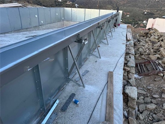 Πισίνα Προκάτ με Υπερχείλιση Καταρράκτη στην Άνδρο - Έργο 16 6