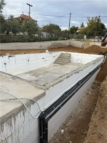 Πισίνα μπετόν με Σκίμμερ και Liner στον Ωροπό - Έργο 46 23