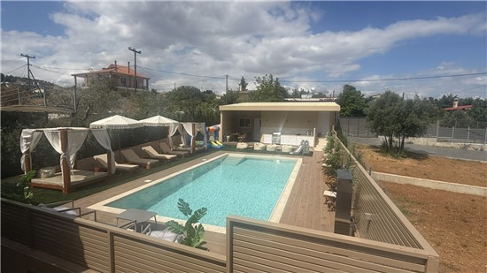 Πισίνα μπετόν με Σκίμμερ και Liner στον Ωροπό - Έργο 46 1