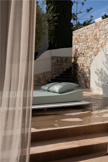 NOHO Daybed 9