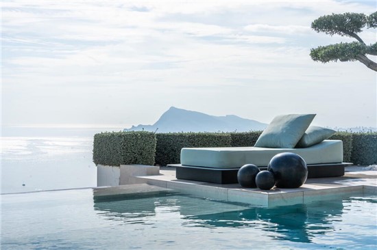 MALINA & MALI Cushions 4