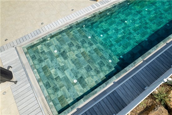StoneTile Emerald 16