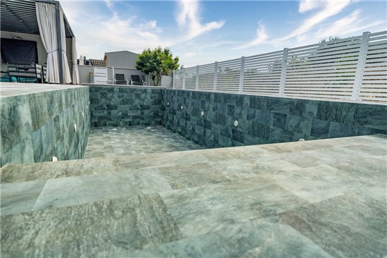StoneTile Emerald 52