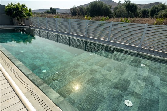 StoneTile Emerald 105