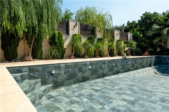 StoneTile Emerald 110