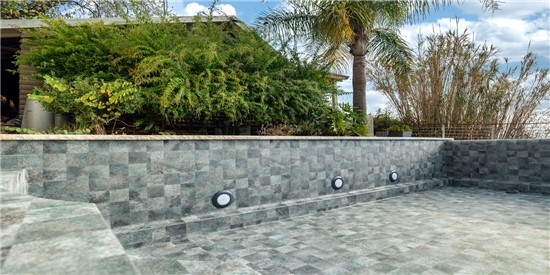 StoneTile Tropic 15