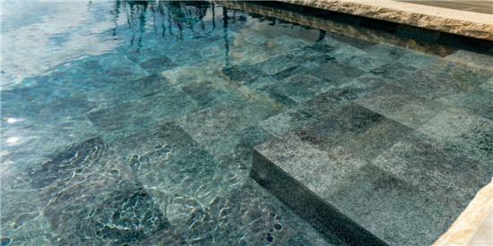 StoneTile Tropic 15
