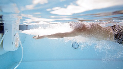 Αντίθετη κολύμβηση – μοντέλο UWE TREVI LUX 5