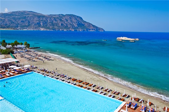 Πισίνα στο Ξενοδοχείο Alimounda Mare Κάρπαθος - Έργο 1 13