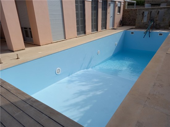 Τοποθέτηση liner σε υπάρχουσα πισίνα μπετόν με σκίμμερ στην Σύρο - Έργο 2 6