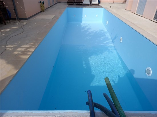Τοποθέτηση liner σε υπάρχουσα πισίνα μπετόν με σκίμμερ στην Σύρο - Έργο 2 8