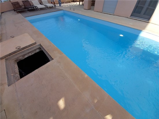 Τοποθέτηση liner σε υπάρχουσα πισίνα μπετόν με σκίμμερ στην Σύρο - Έργο 2 3