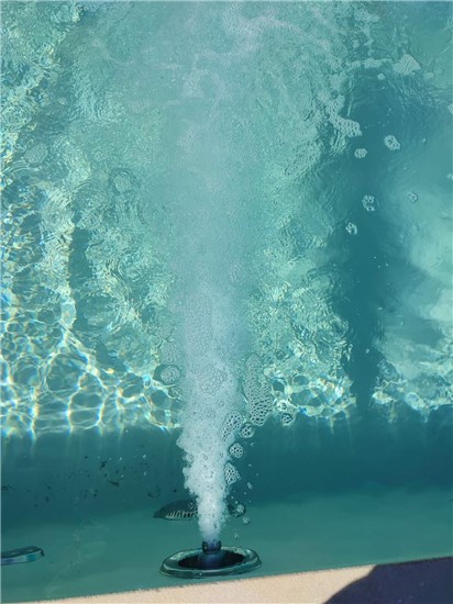 Πισίνα μπετόν με υπερχείλιση καταρράκτη και αντίθετη κολύμβηση στην Αντίπαρο - Έργο 48 6